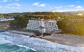 Inn At Spanish Head Resort Hotel